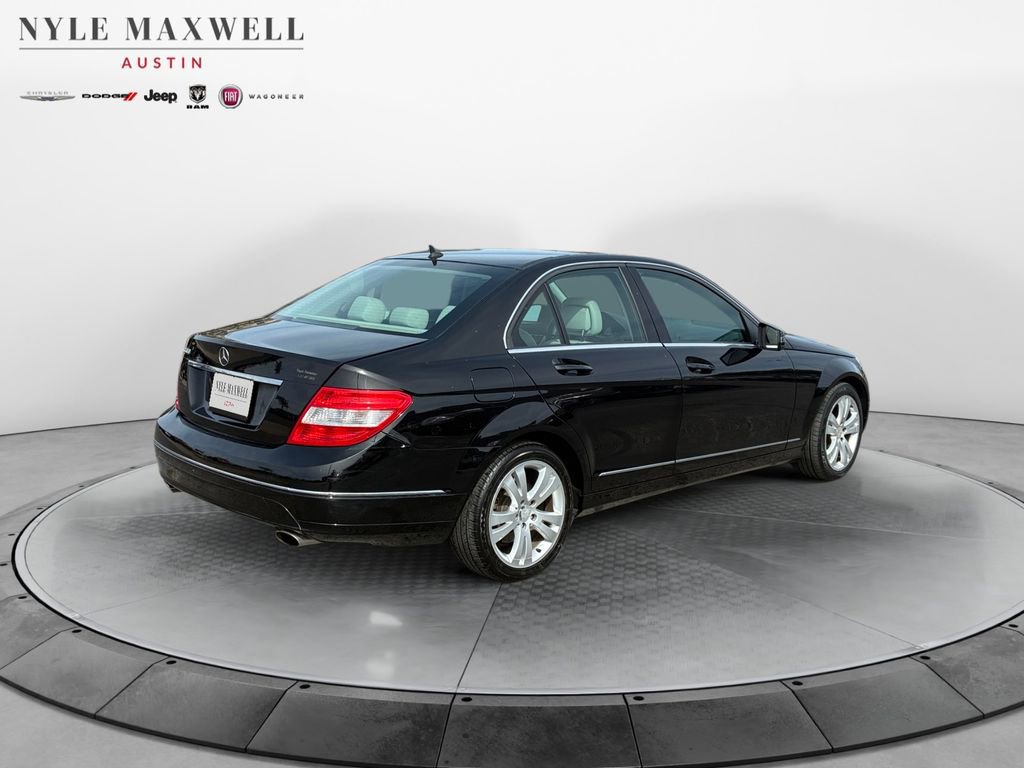 Used 2010 Mercedes-Benz C 300 Sedan image 13