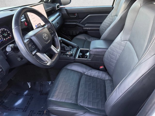 Used 2025 Toyota 4Runner TRD Off-Road Premium w/ Tow Technology Package AWD/4WD image 10