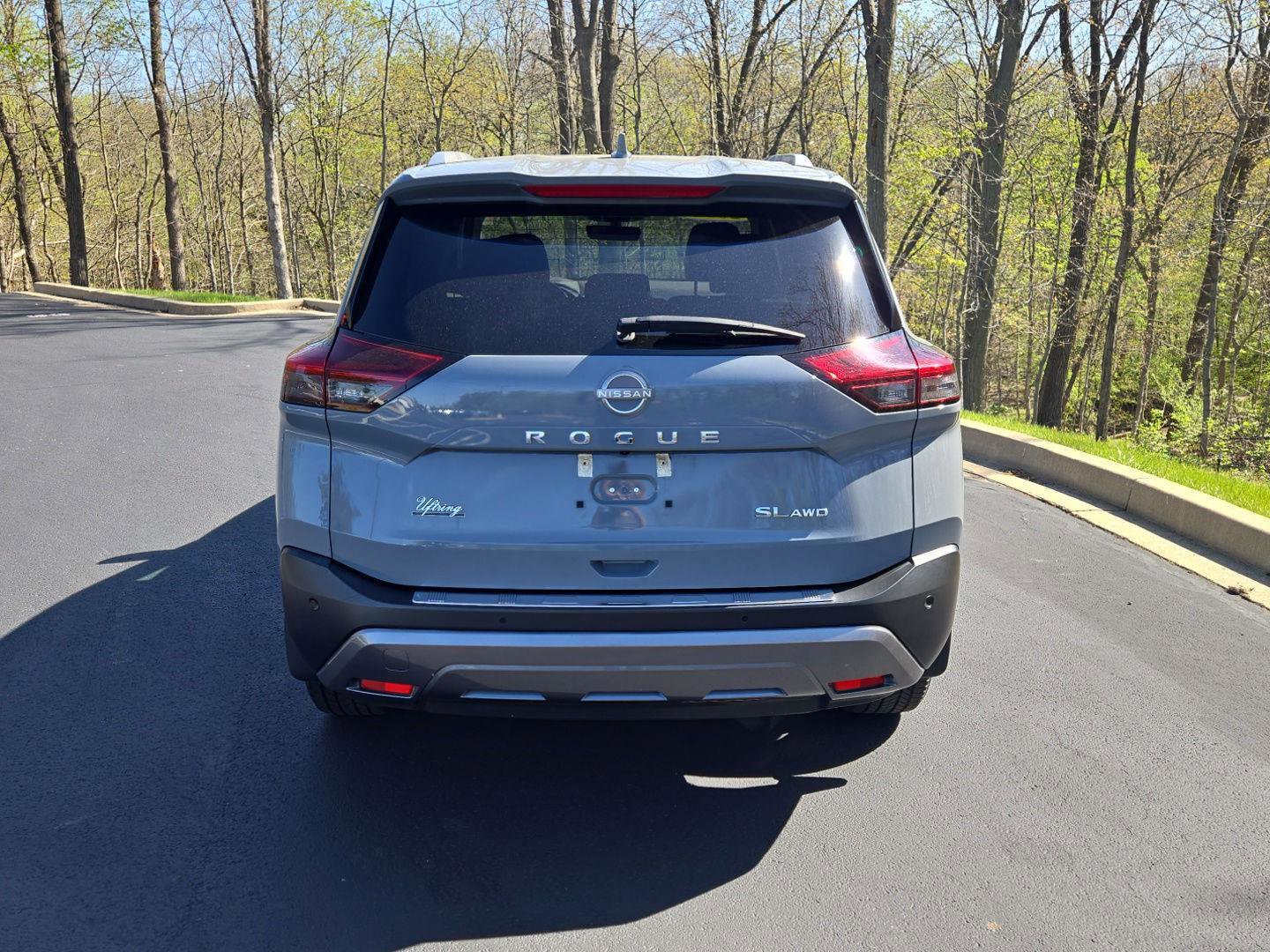 Used 2022 Nissan Rogue SL w/ SL Premium Package image 8