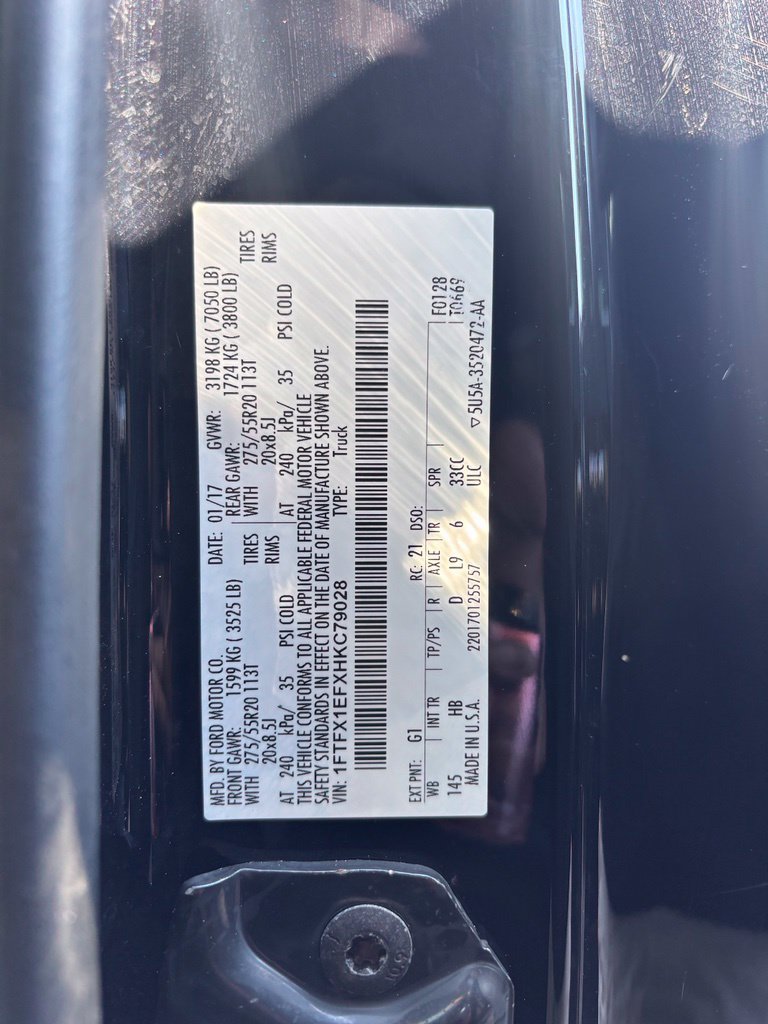 Used 2017 Ford F150 Lariat w/ Equipment Group 502A Luxury AWD/4WD image 12