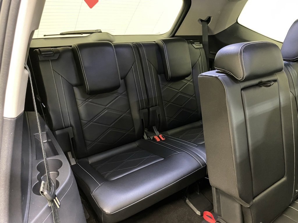 Used 2024 Volkswagen Atlas SE image 41