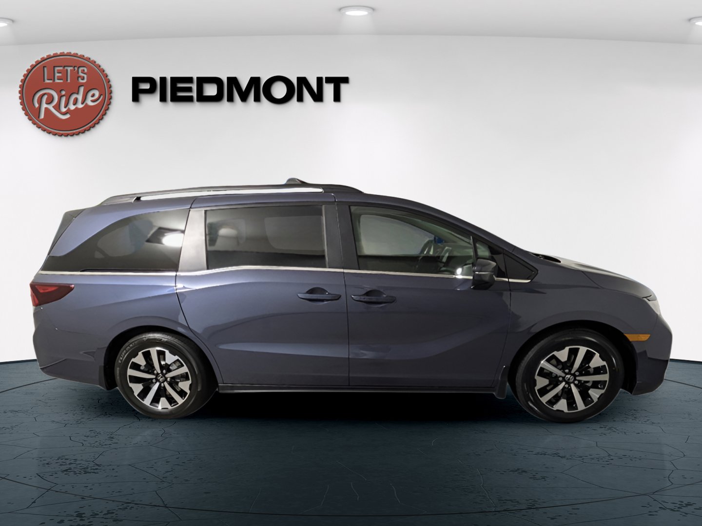 New 2026 Honda Odyssey EX-L image 3