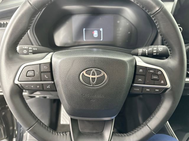 Used 2025 Toyota Grand Highlander AWD image 19
