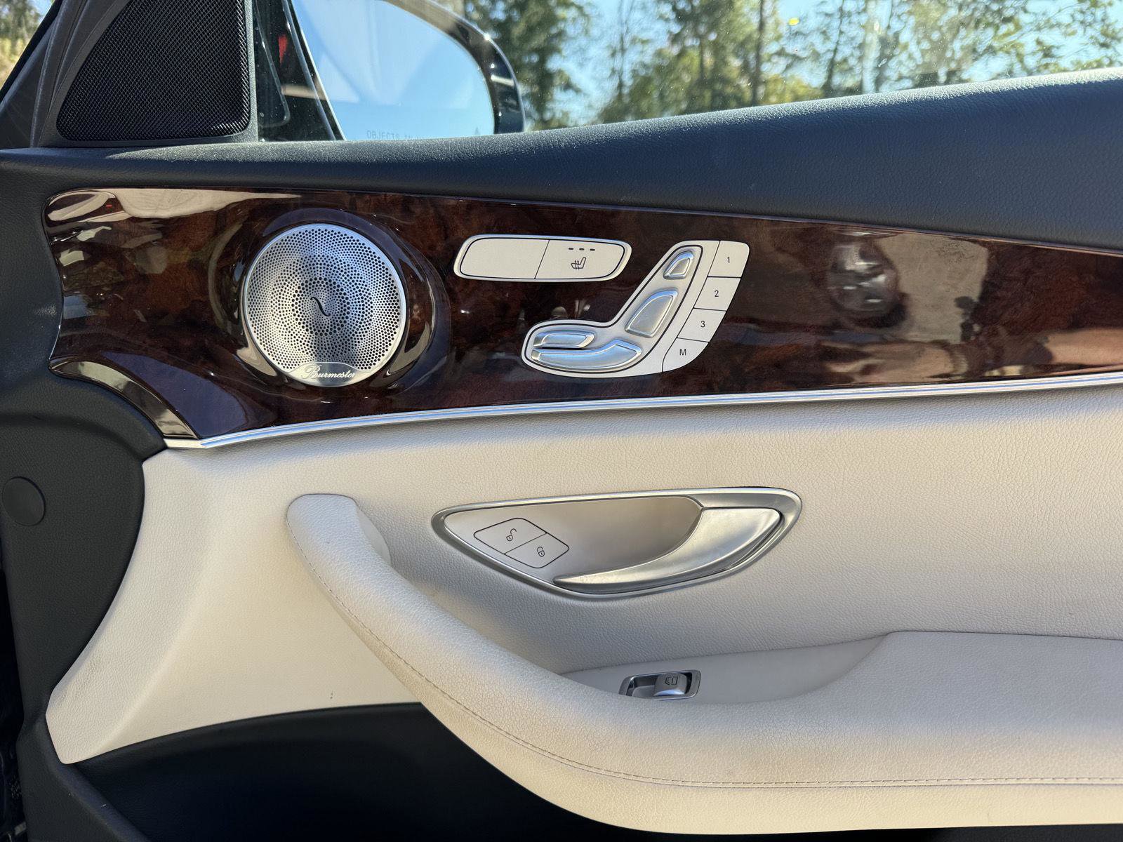 Used 2017 Mercedes-Benz E 300 image 28