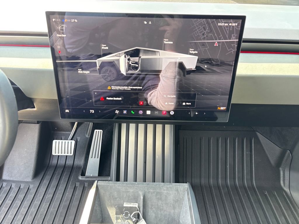 Used 2024 Tesla Cybertruck AWD Crew Cab image 23