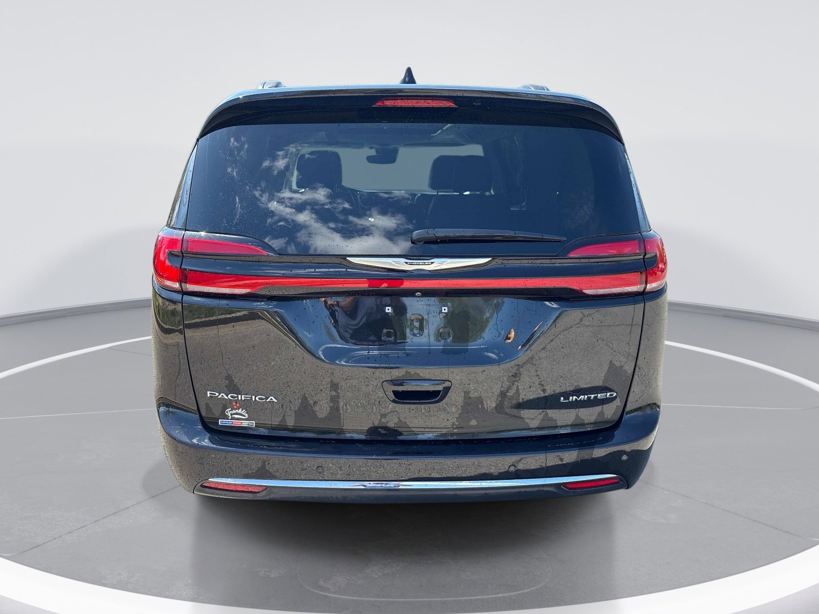 Used 2022 Chrysler Pacifica Limited image 7