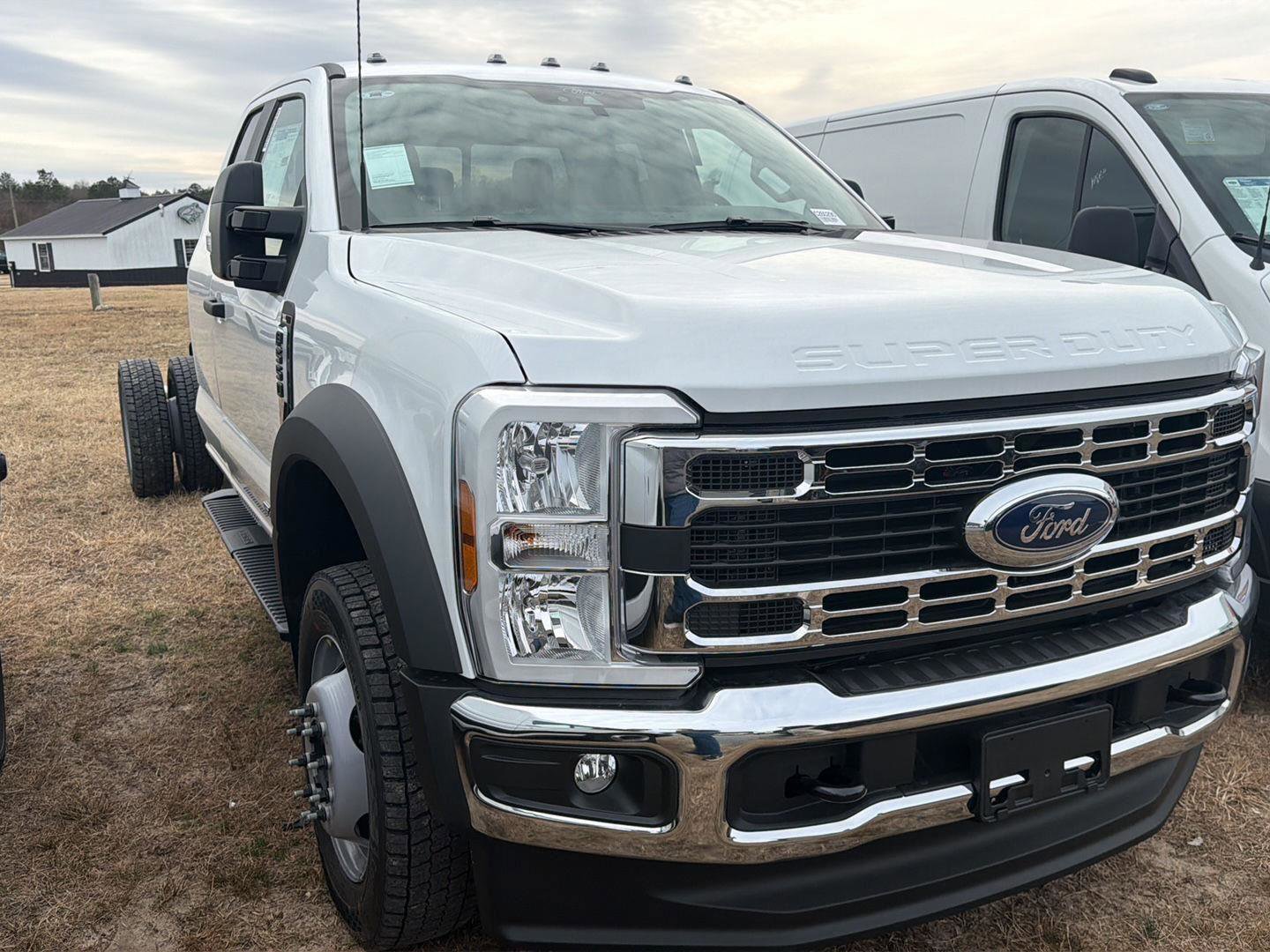 New 2026 Ford F550 4x4 SuperCab Super Duty image 8