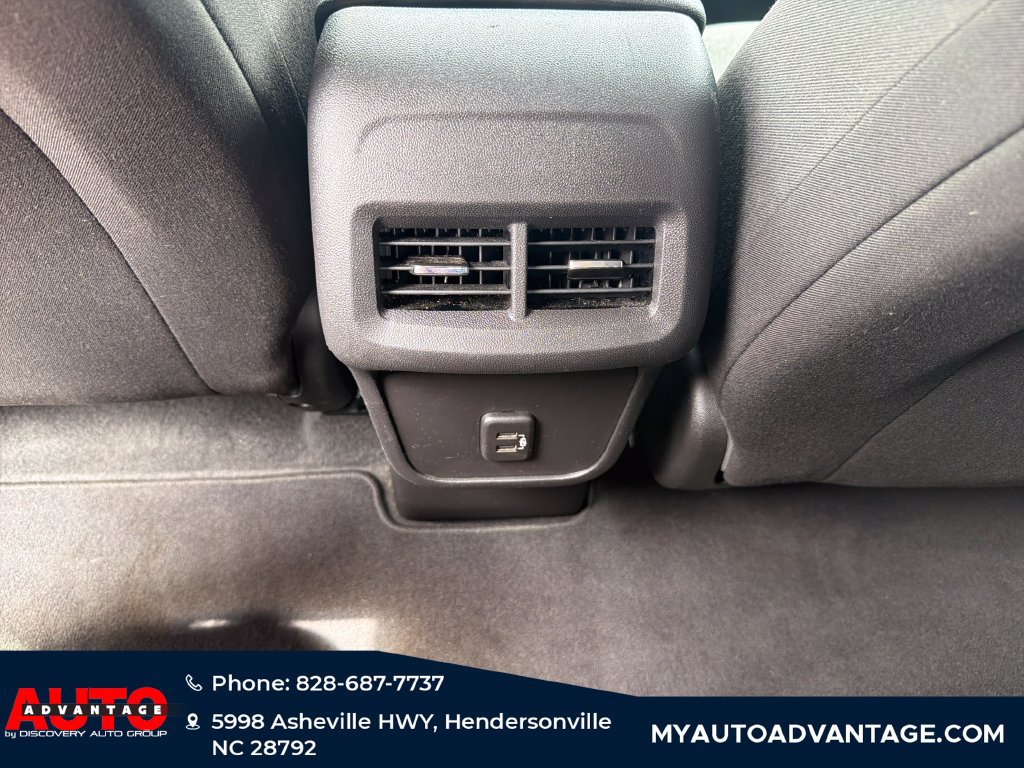 Used 2024 Chevrolet Equinox LT AWD/4WD image 32