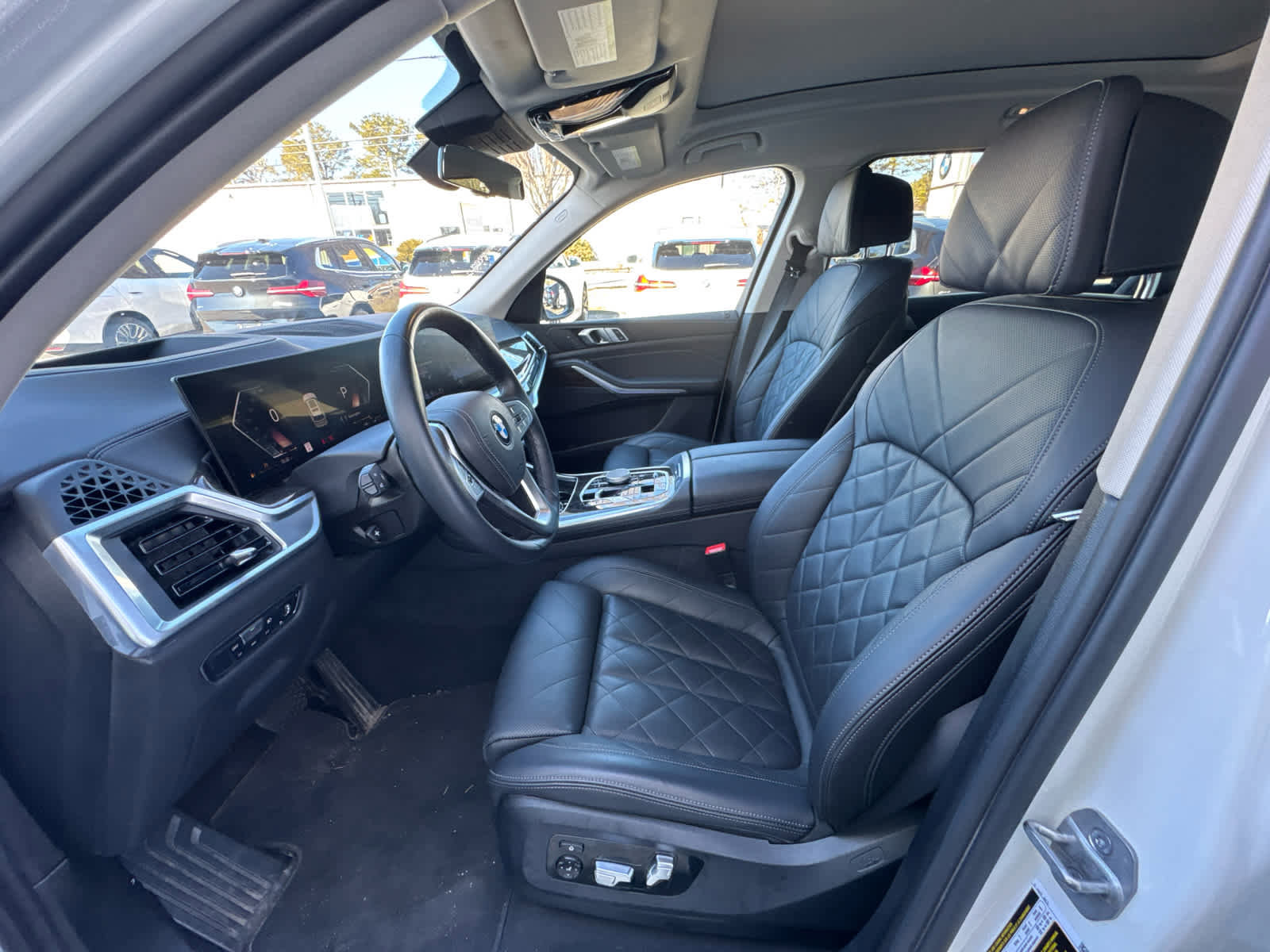 Certified 2023 BMW X7 xDrive40i image 10