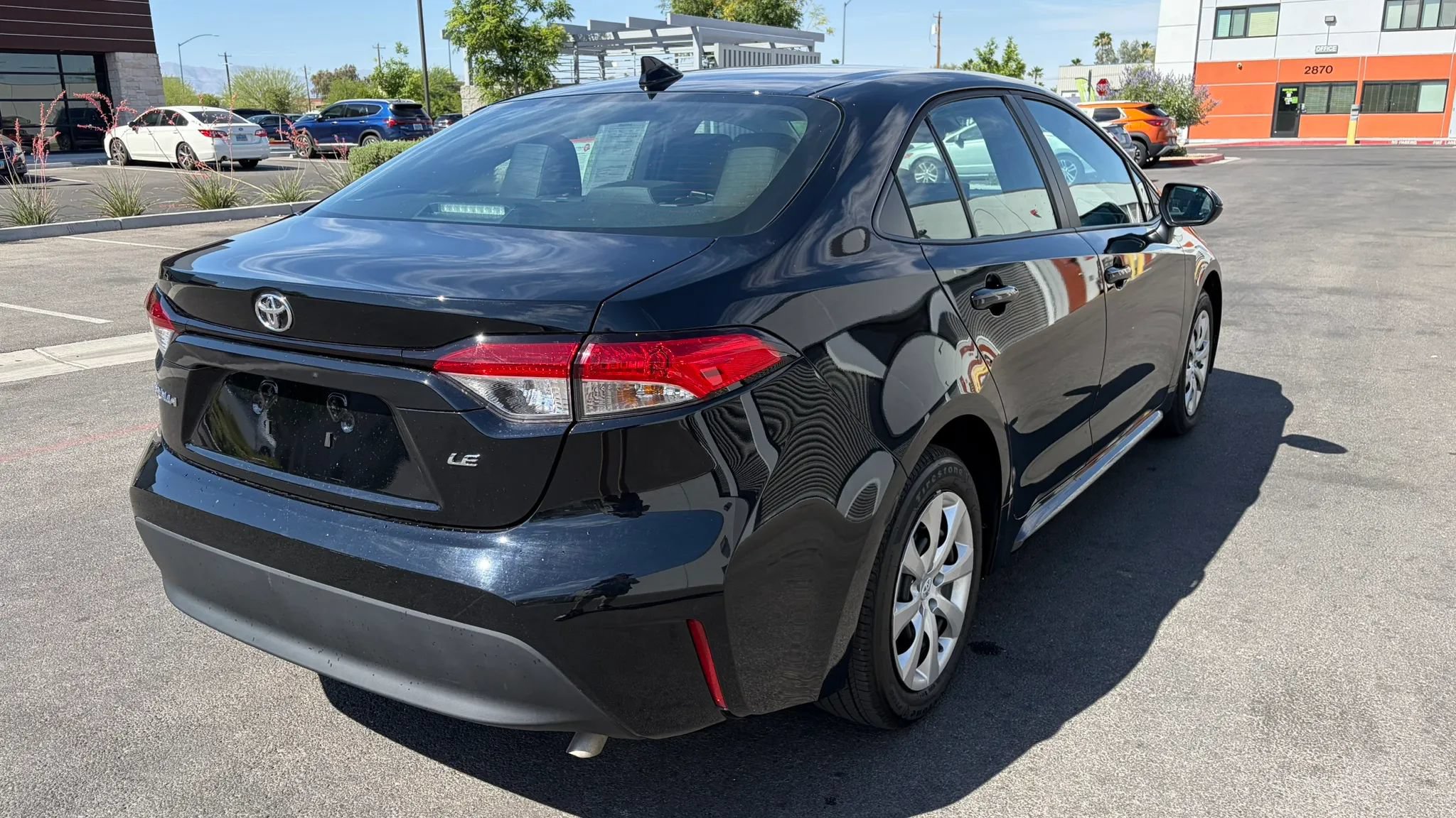 Used 2026 Toyota Corolla LE FWD image 5