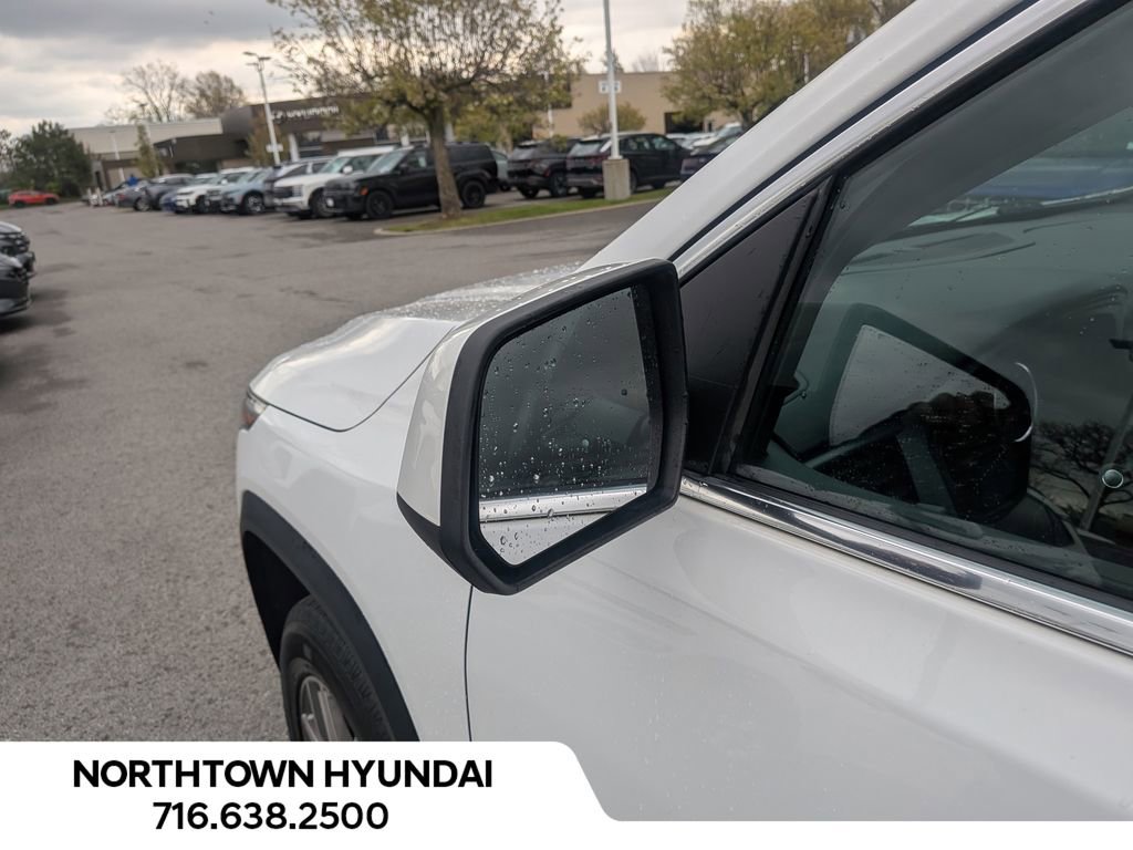 Used 2019 GMC Acadia SLE w/ LPO, Floor Liner Package AWD/4WD image 43