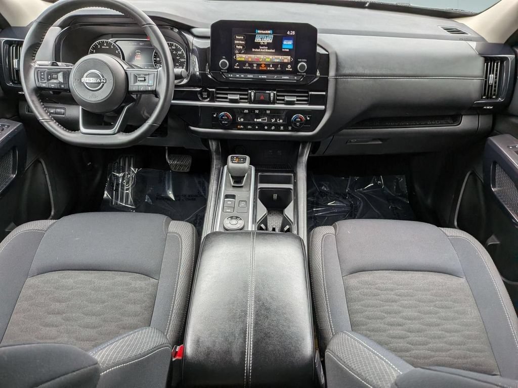 Used 2025 Nissan Pathfinder SV AWD/4WD image 56