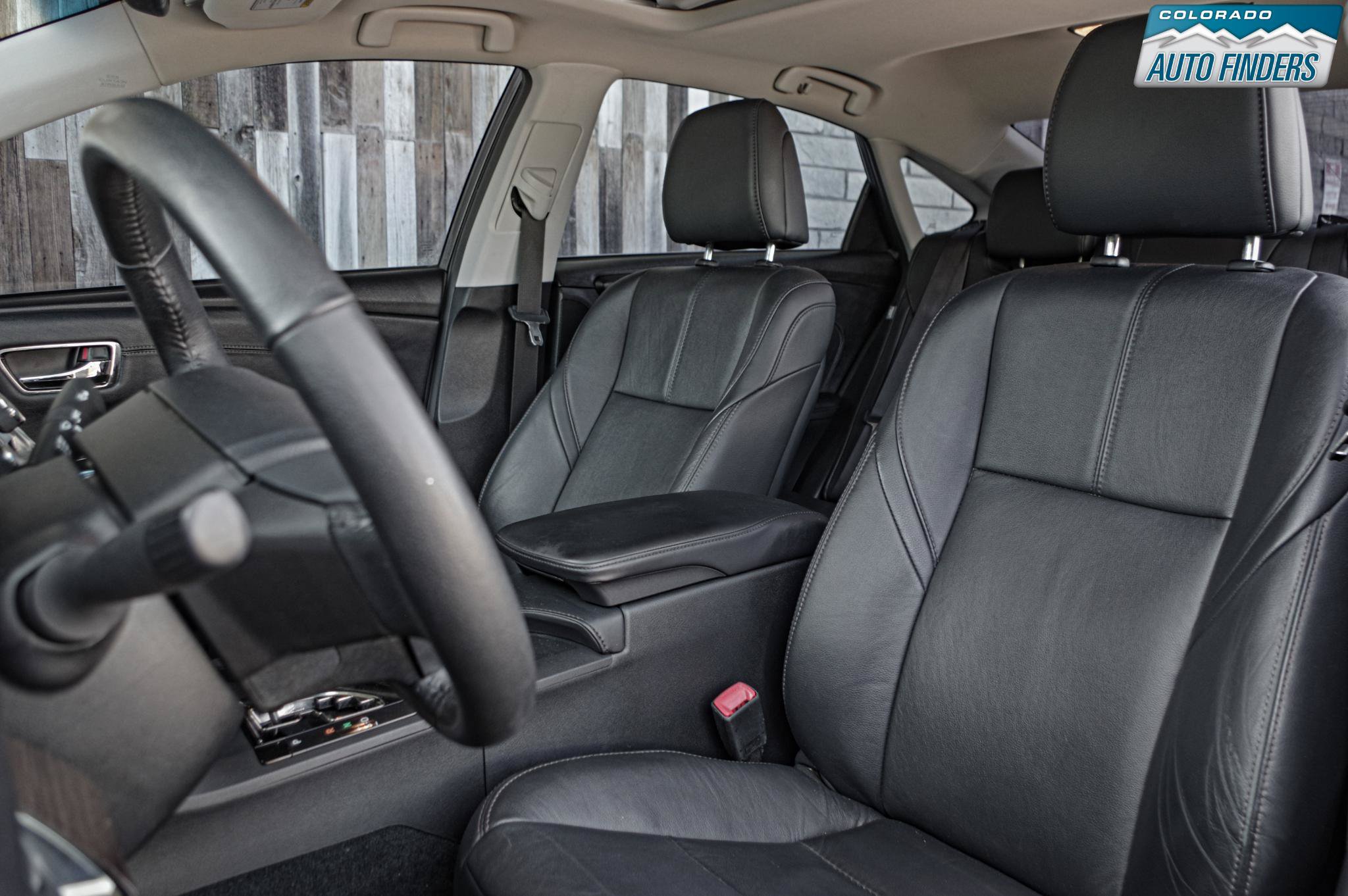 Used 2013 Toyota Avalon XLE Premium FWD image 12