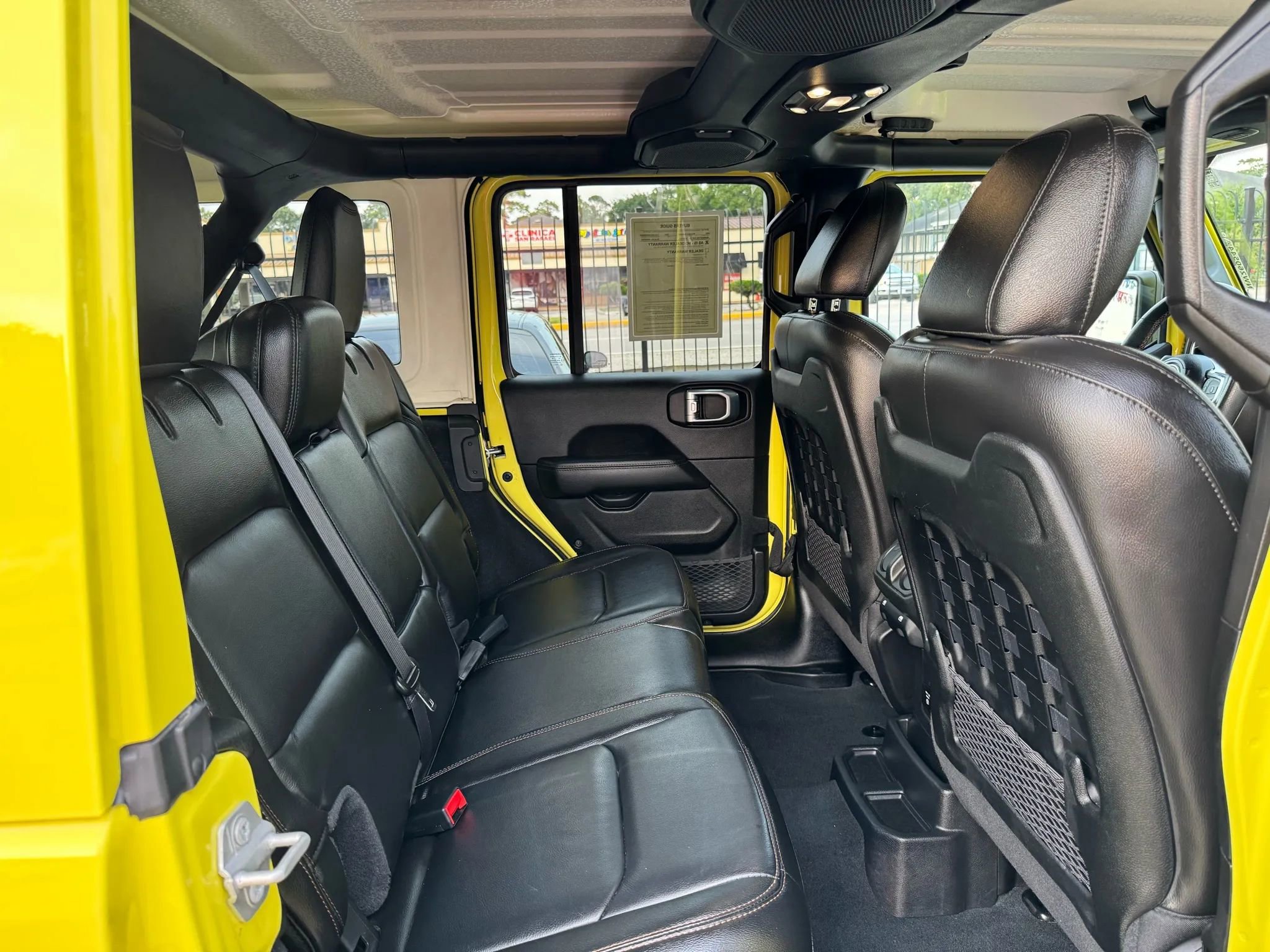 Used 2022 Jeep Wrangler Unlimited Rubicon w/ Dual Top Group image 33