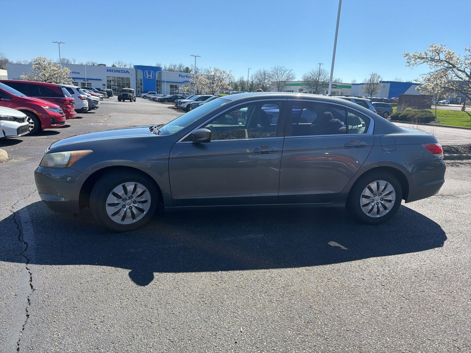Used 2010 Honda Accord LX image 2