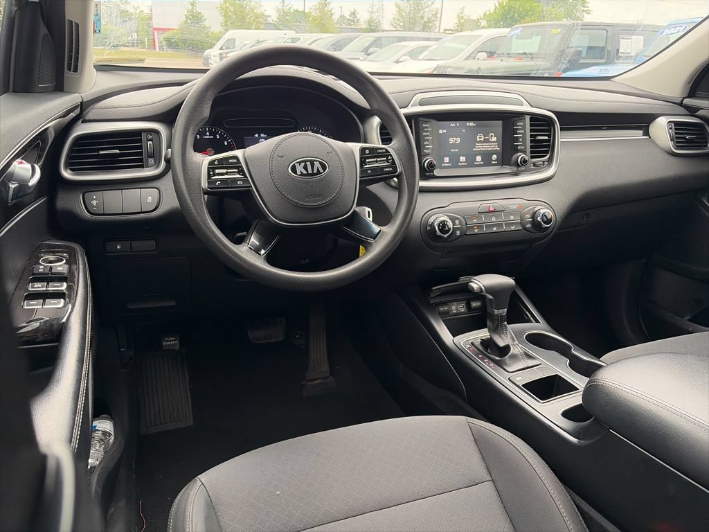 Used 2019 Kia Sorento L FWD image 10