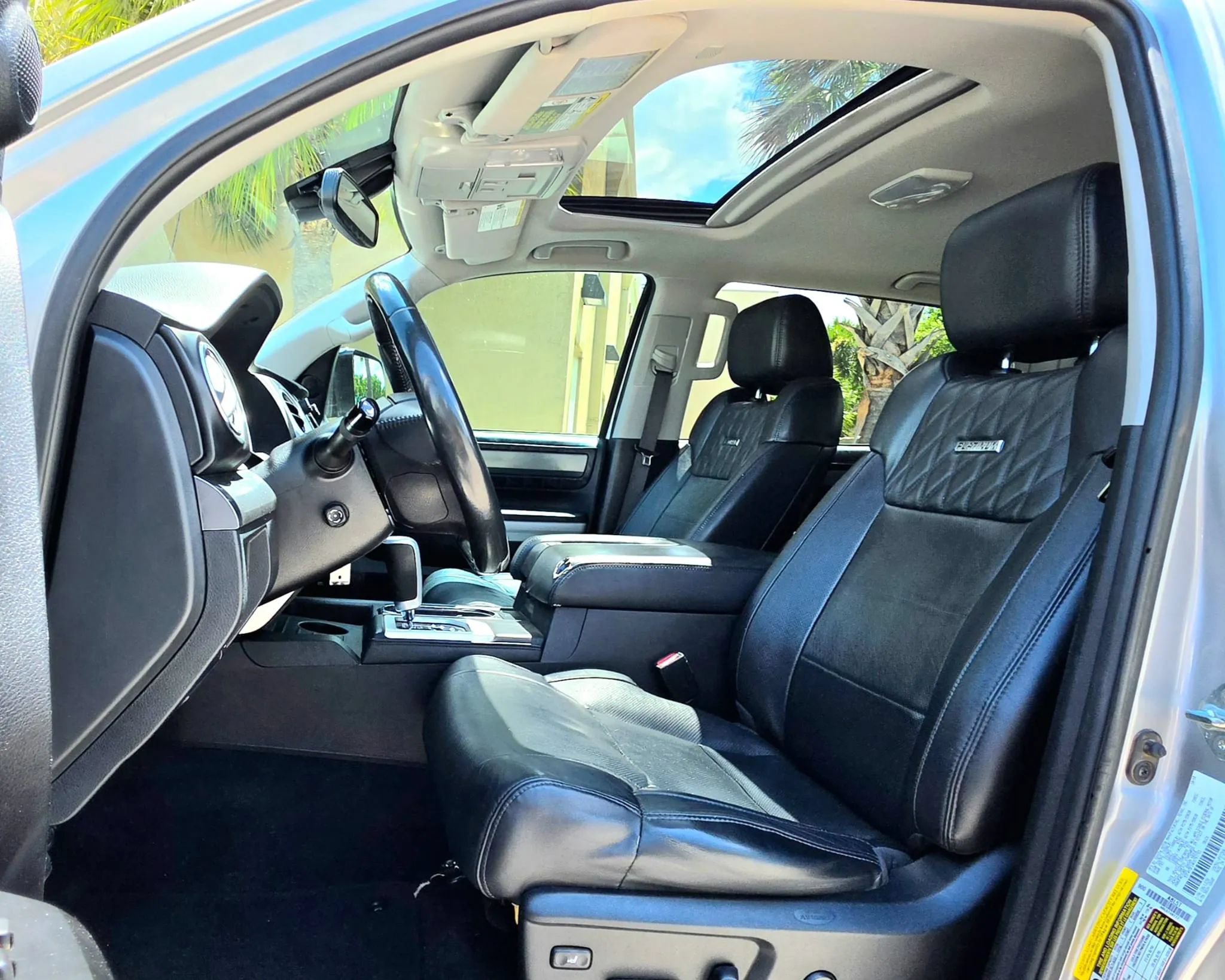 Used 2019 Toyota Tundra Platinum AWD/4WD image 6