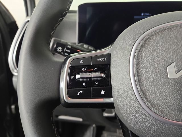 Certified 2025 Kia Sorento S image 24