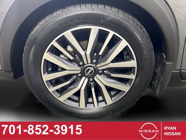 Certified 2023 Nissan Kicks SV image 14