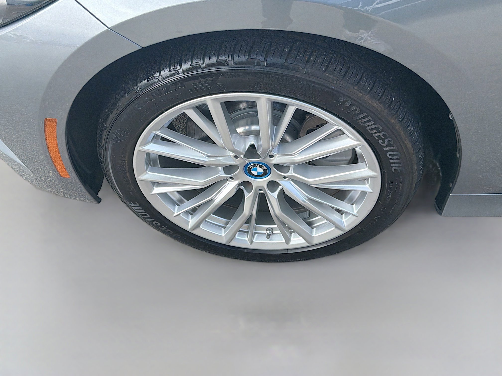 Used 2024 BMW 330e image 34