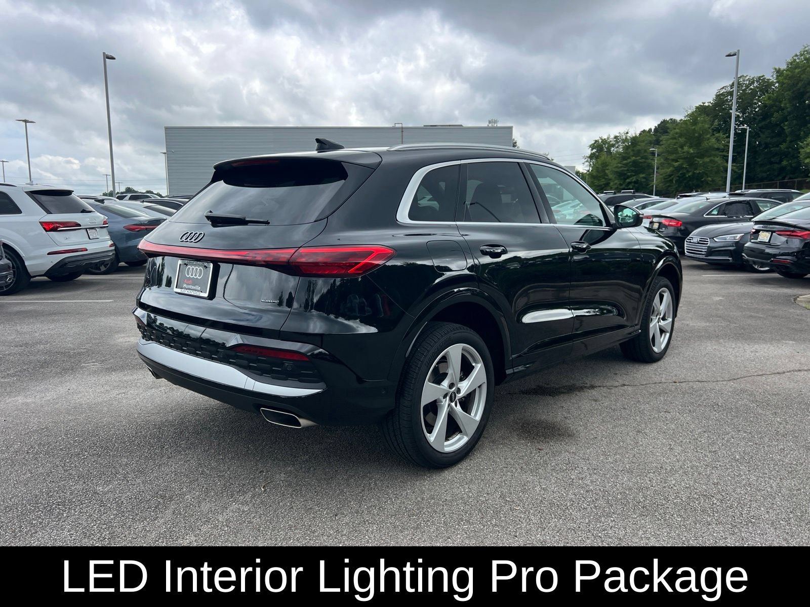 Used 2025 Audi Q5 Premium w/ Premium Plus AWD/4WD image 5