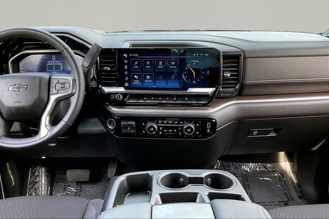 Used 2024 Chevrolet Silverado 1500 RST w/ Z71 Off-Road Package AWD/4WD image 9