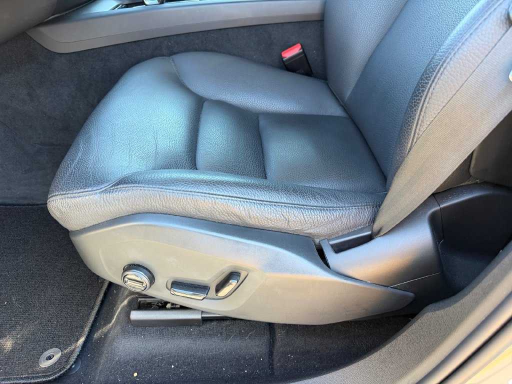 Certified 2024 Volvo XC60 B5 Plus w/ Protection Package Premier AWD/4WD image 19