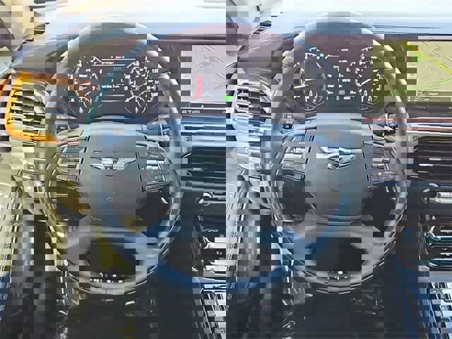 Used 2019 Genesis G90 3.3T Premium image 23