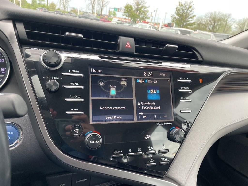 Used 2020 Toyota Camry XLE FWD image 23