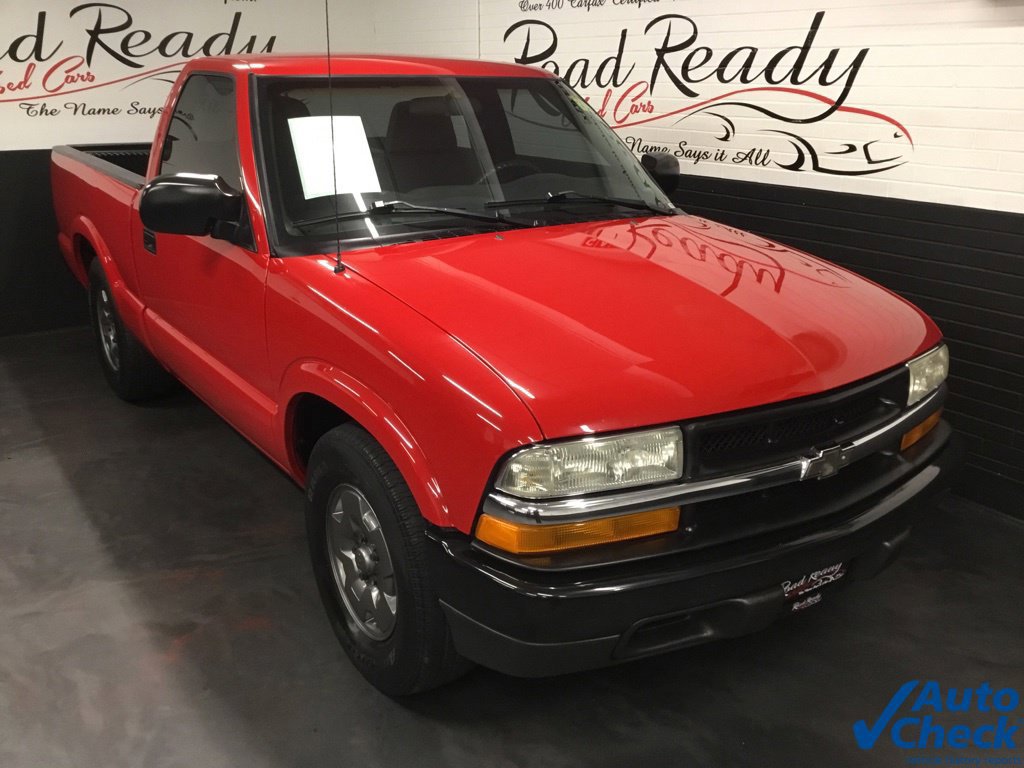 Used 2003 Chevrolet S10 Pickup 2WD Regular Cab image 2