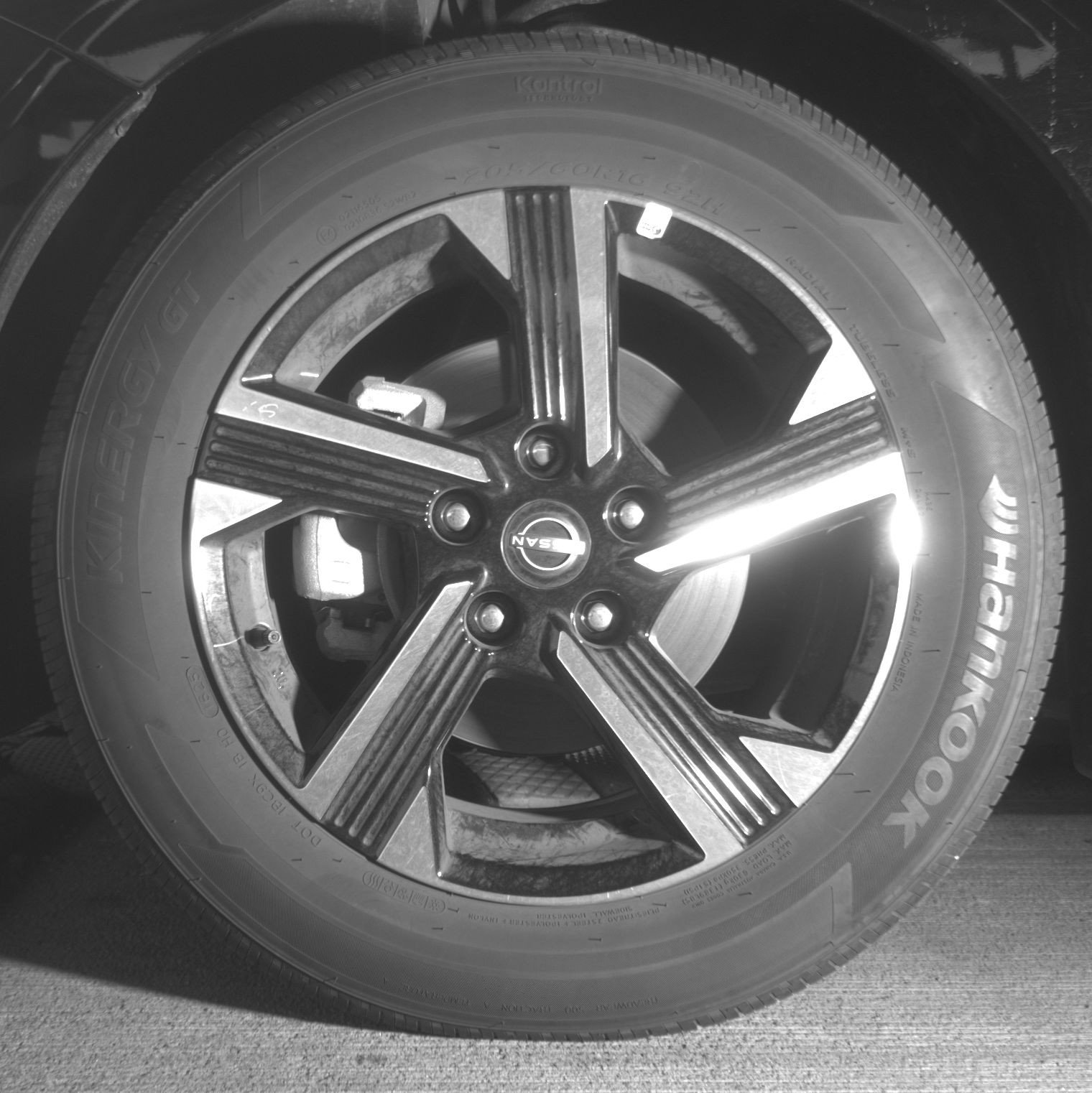 Used 2025 Nissan Sentra SV image 12