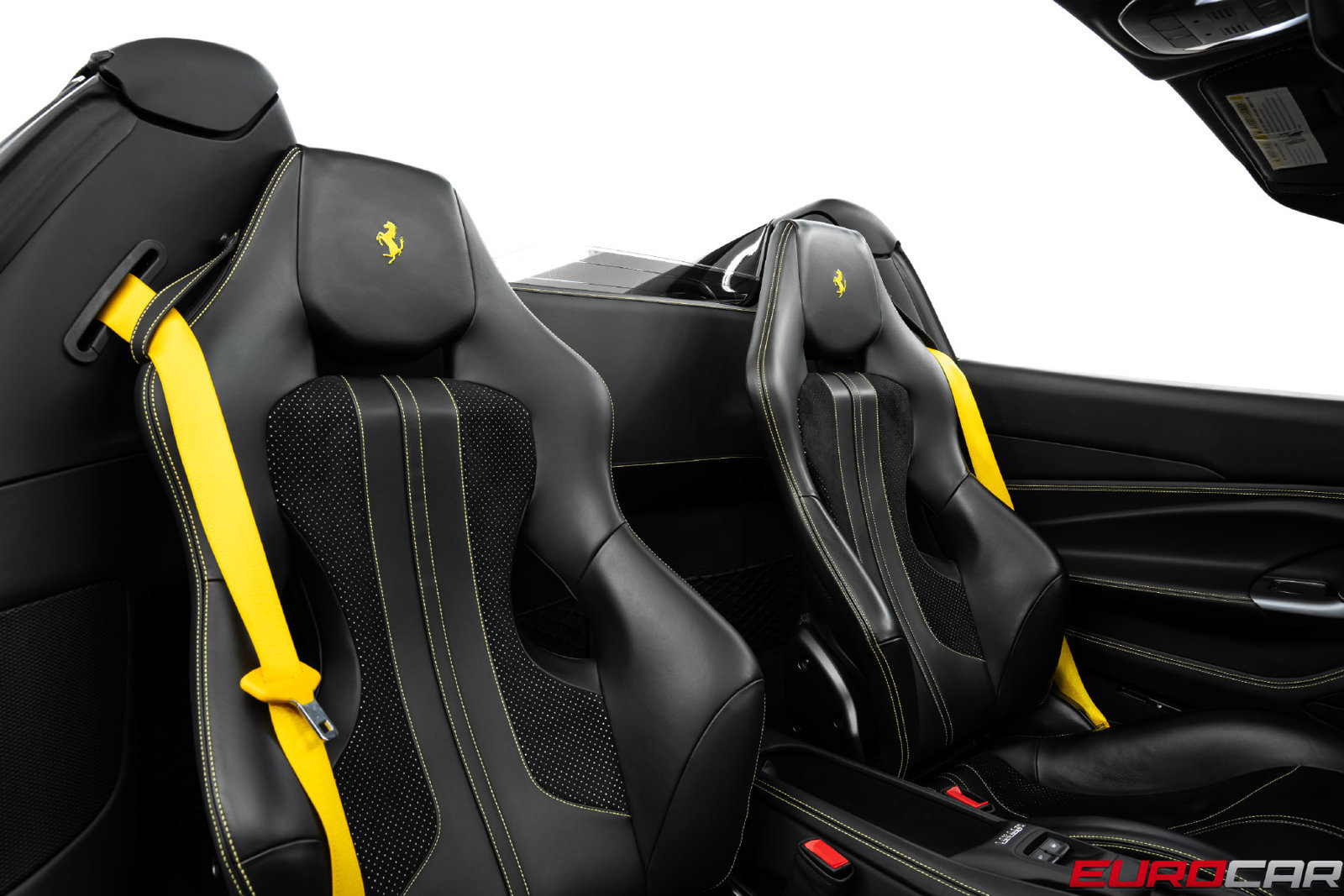 Used 2022 Ferrari F8 Tributo RWD image 41