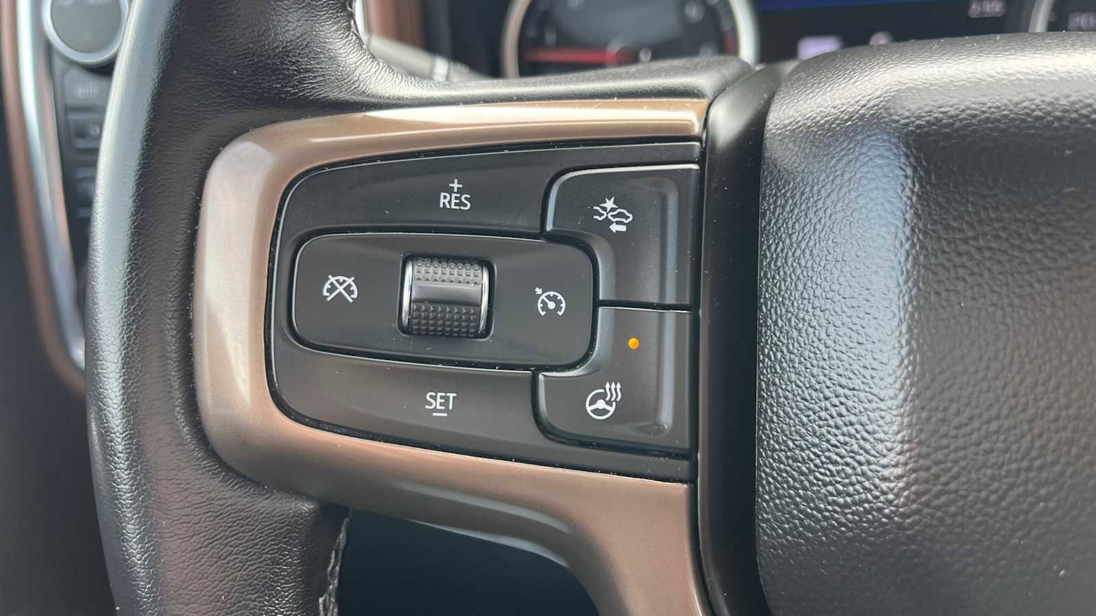 Used 2022 Chevrolet Silverado 1500 High Country image 15