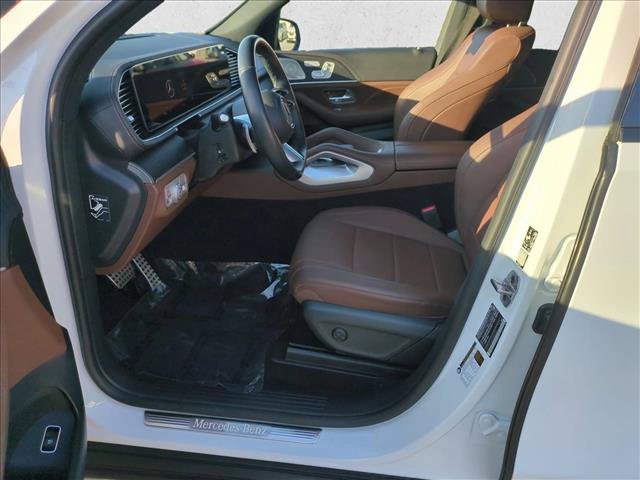 Used 2025 Mercedes-Benz GLS 450 4MATIC image 17