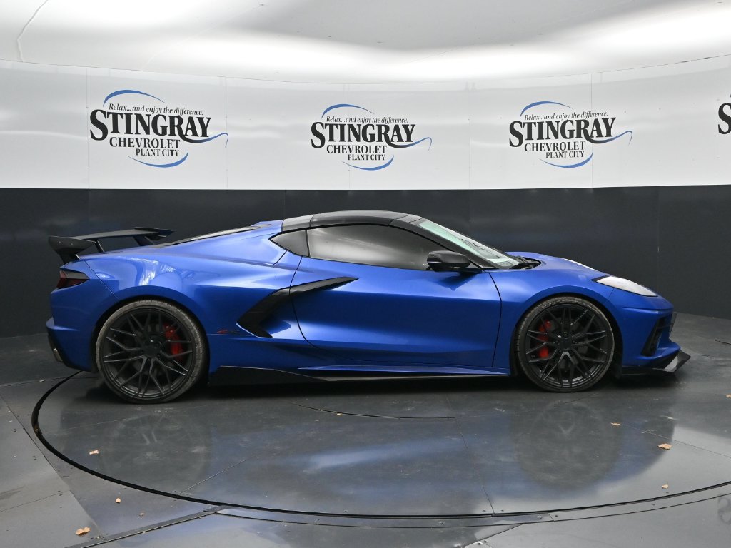 Used 2022 Chevrolet Corvette Stingray Preferred Cpe w/ Z51 Performance Package RWD image 8