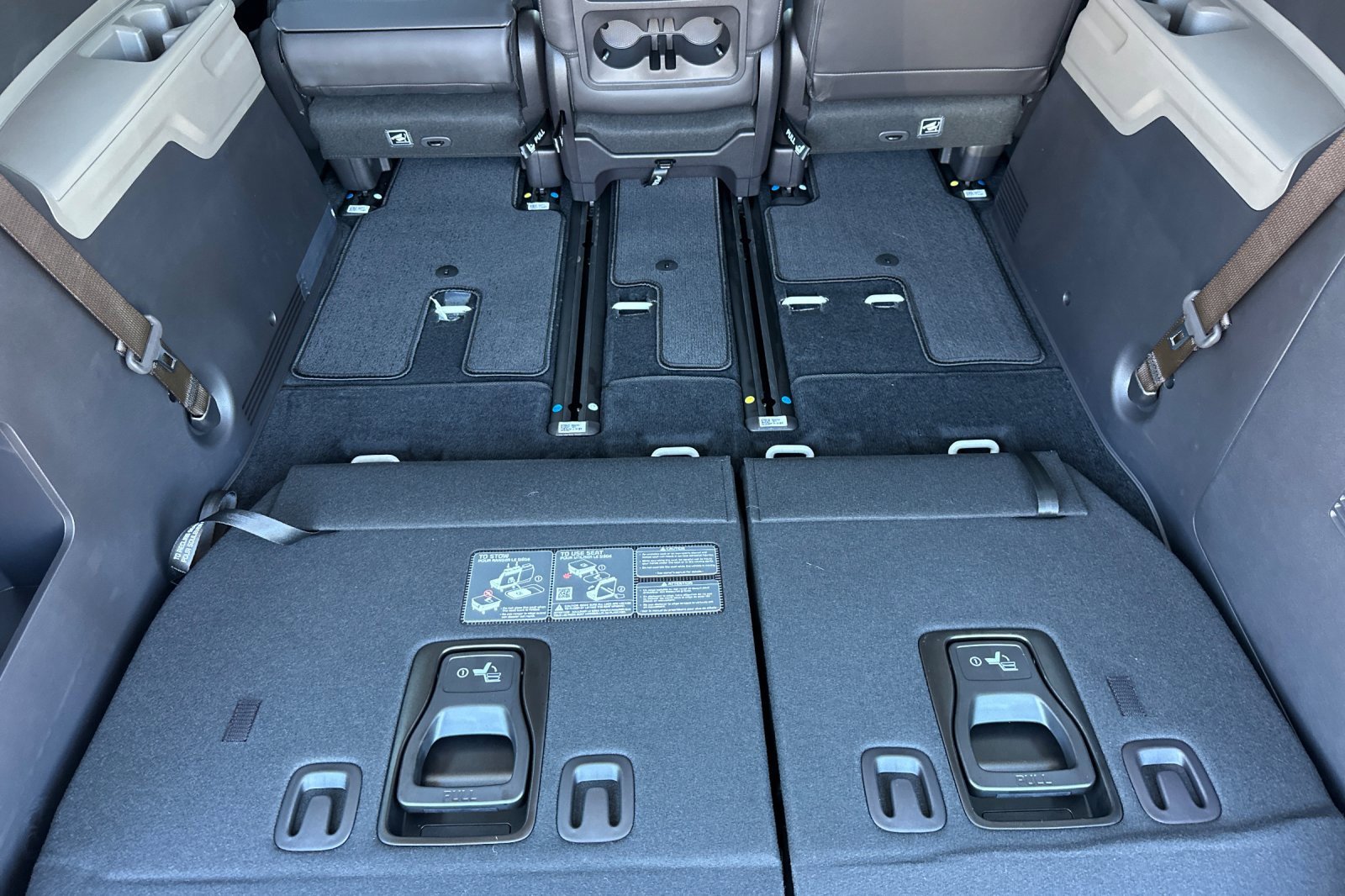 New 2026 Kia Carnival EX image 12