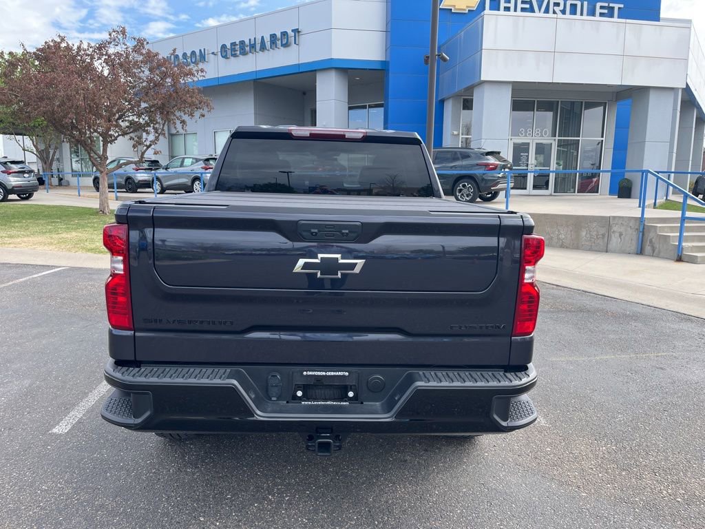 Used 2024 Chevrolet Silverado 1500 Custom Trail Boss w/ Turbomax Blackout Package image 5