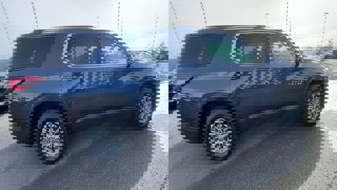 Certified 2023 Chevrolet Traverse LT image 8
