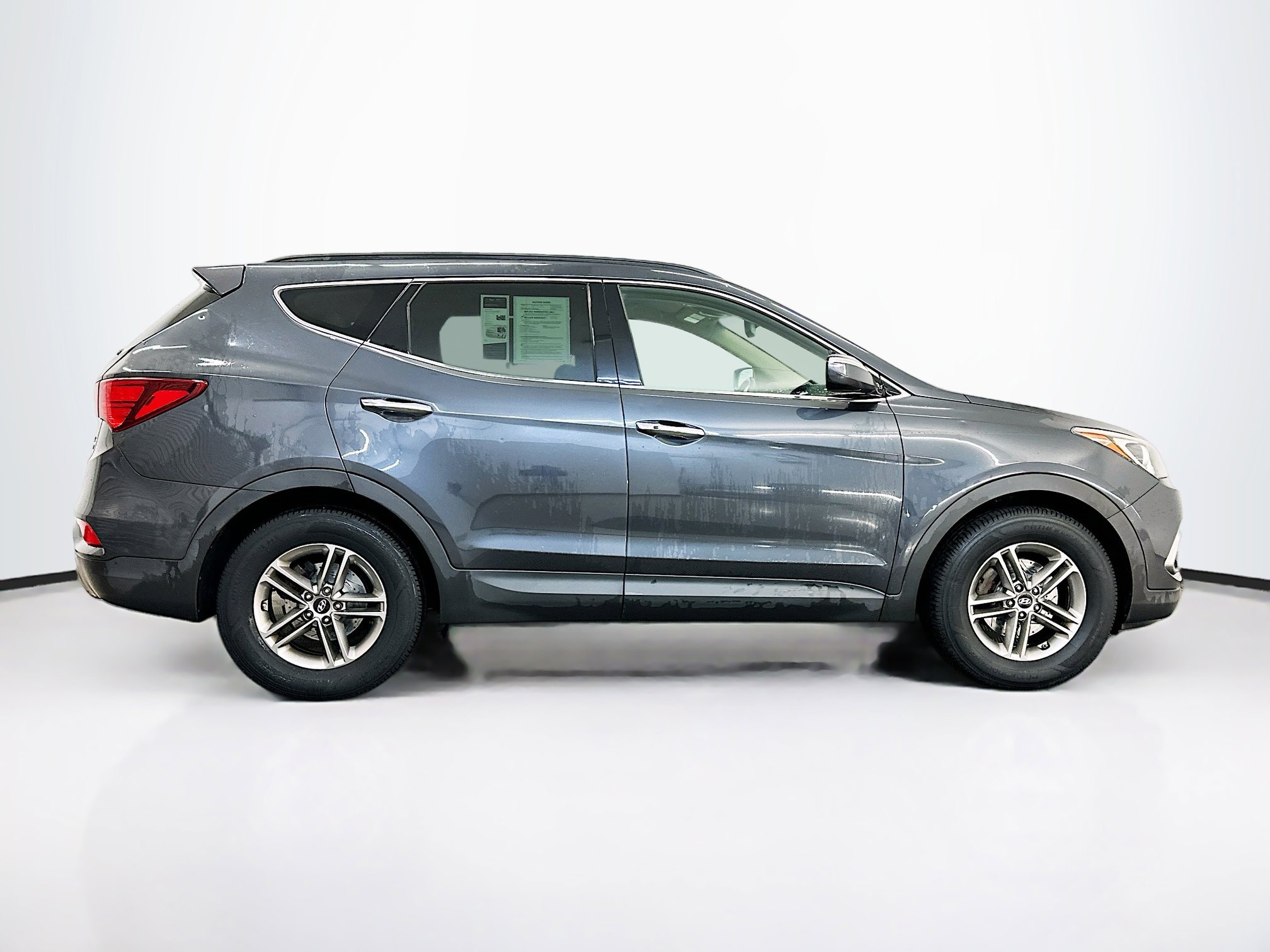 Used 2017 Hyundai Santa Fe Sport image 10