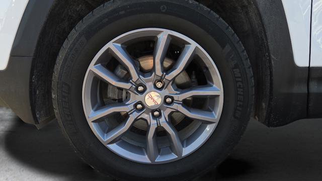 Used 2024 GMC Terrain SLT w/ Infotainment Package II image 36