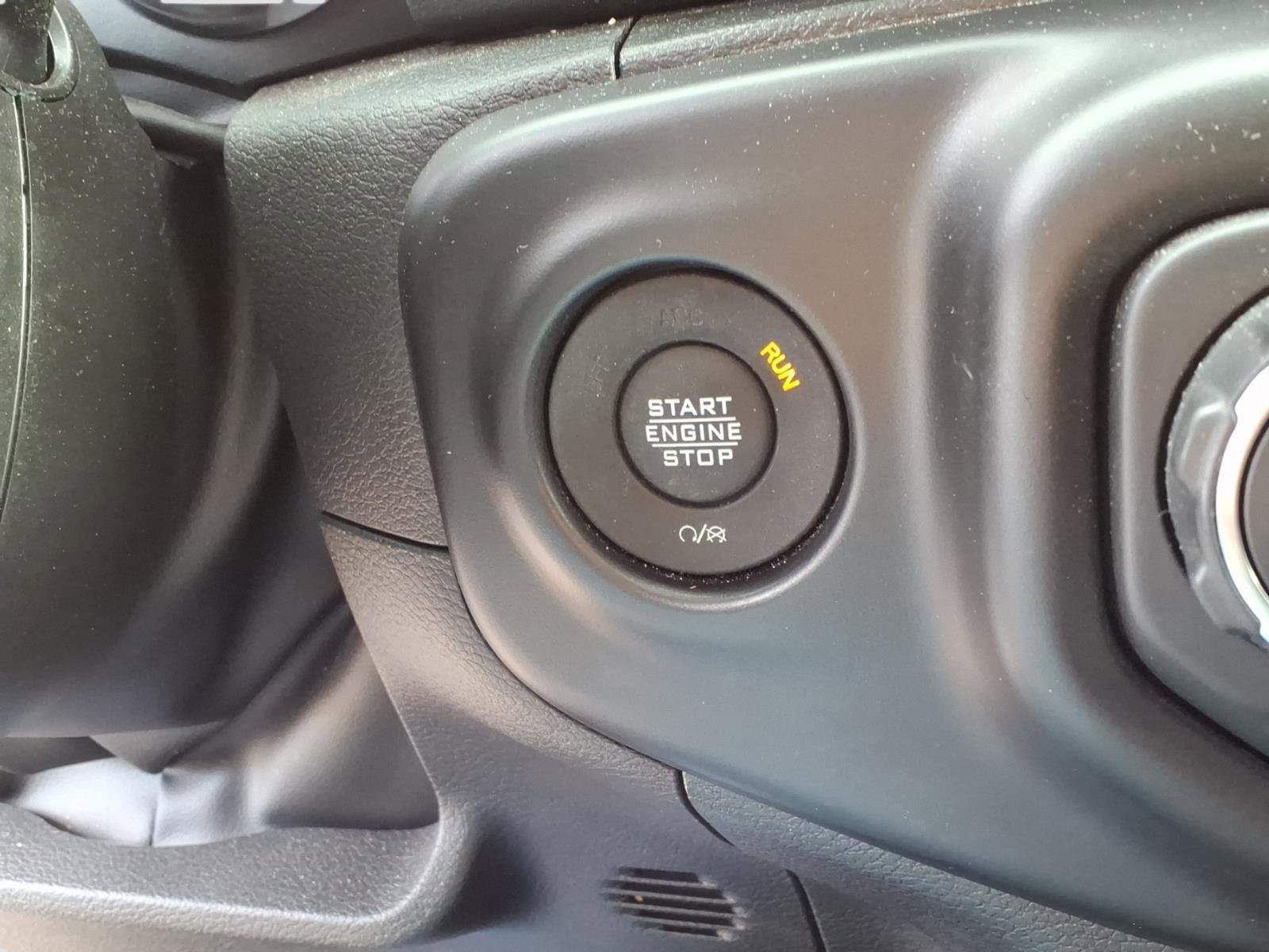 Used 2022 Jeep Wrangler Unlimited Sahara w/ Cold Weather Group image 17