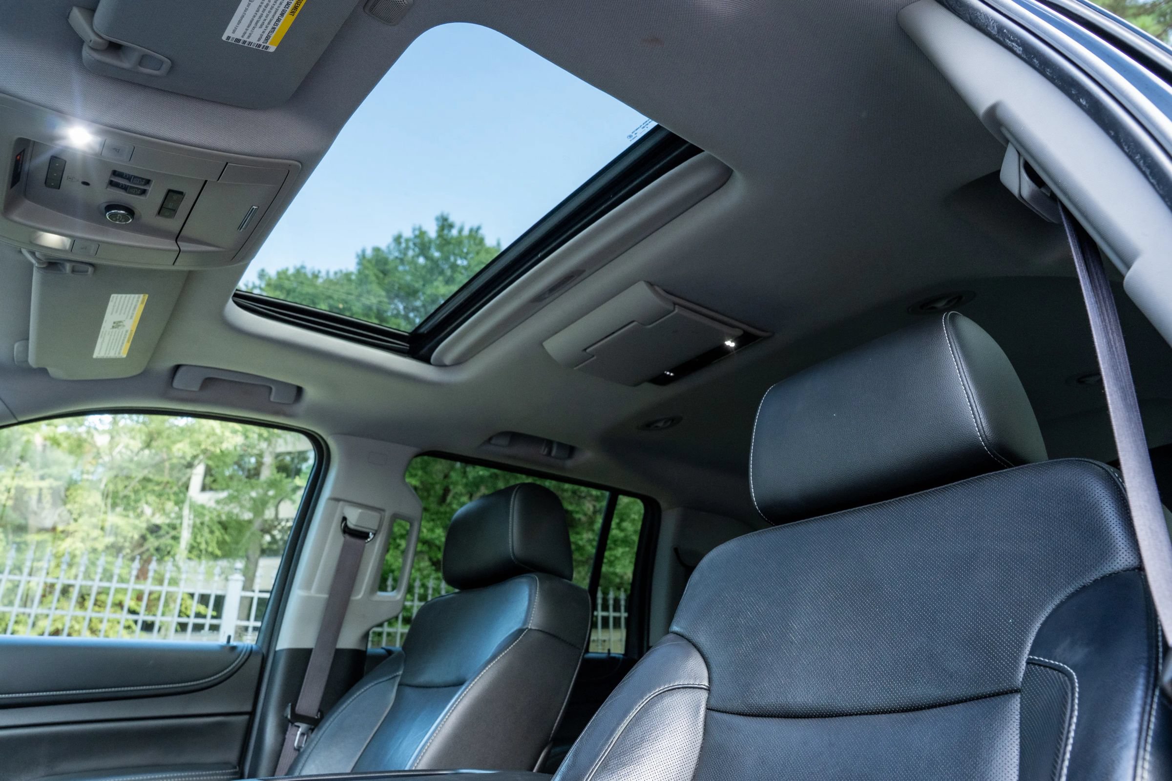 Used 2016 Chevrolet Suburban LTZ AWD/4WD image 12