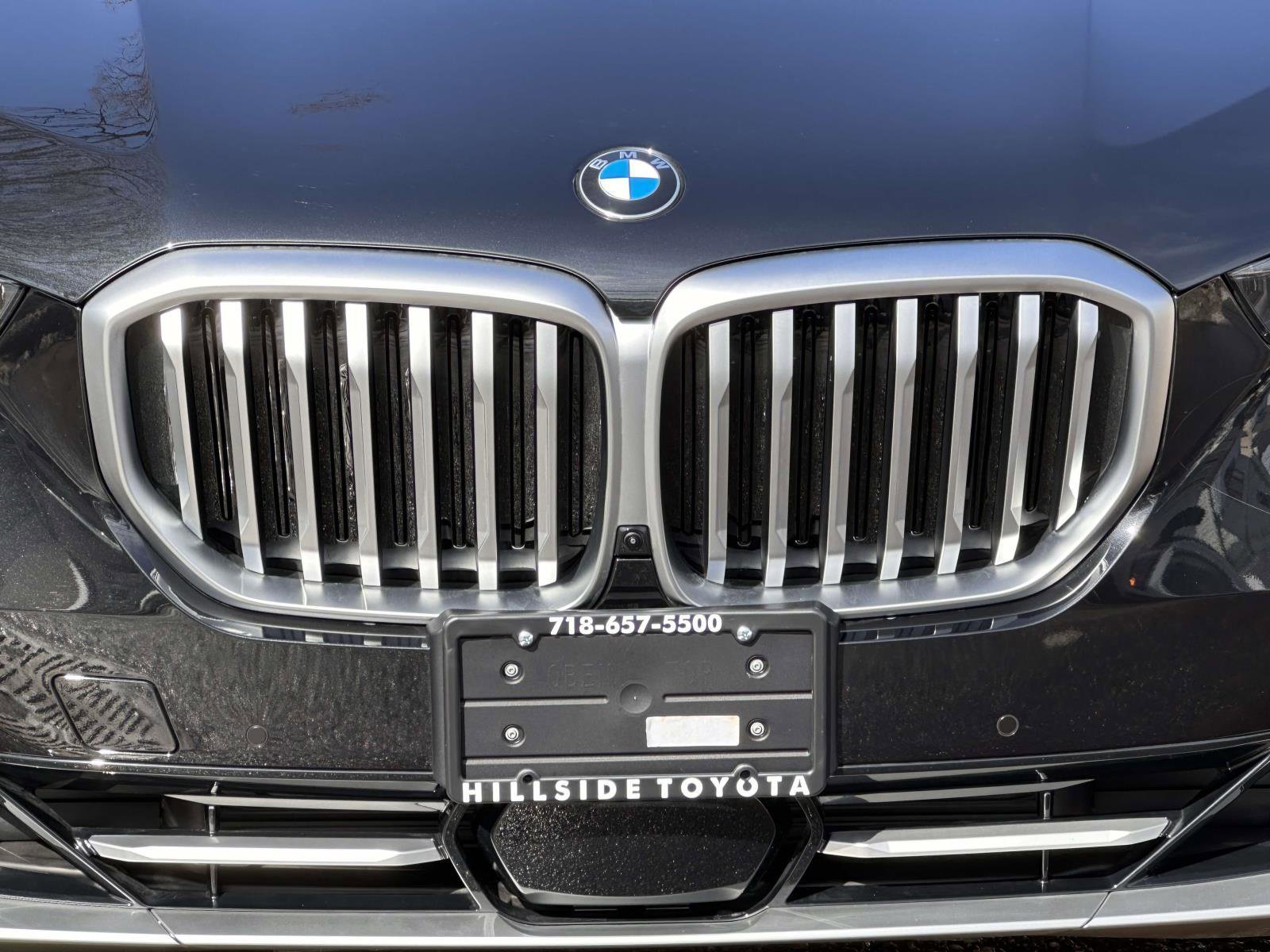 Used 2026 BMW X5 xDrive40i w/ Premium Package AWD/4WD image 9