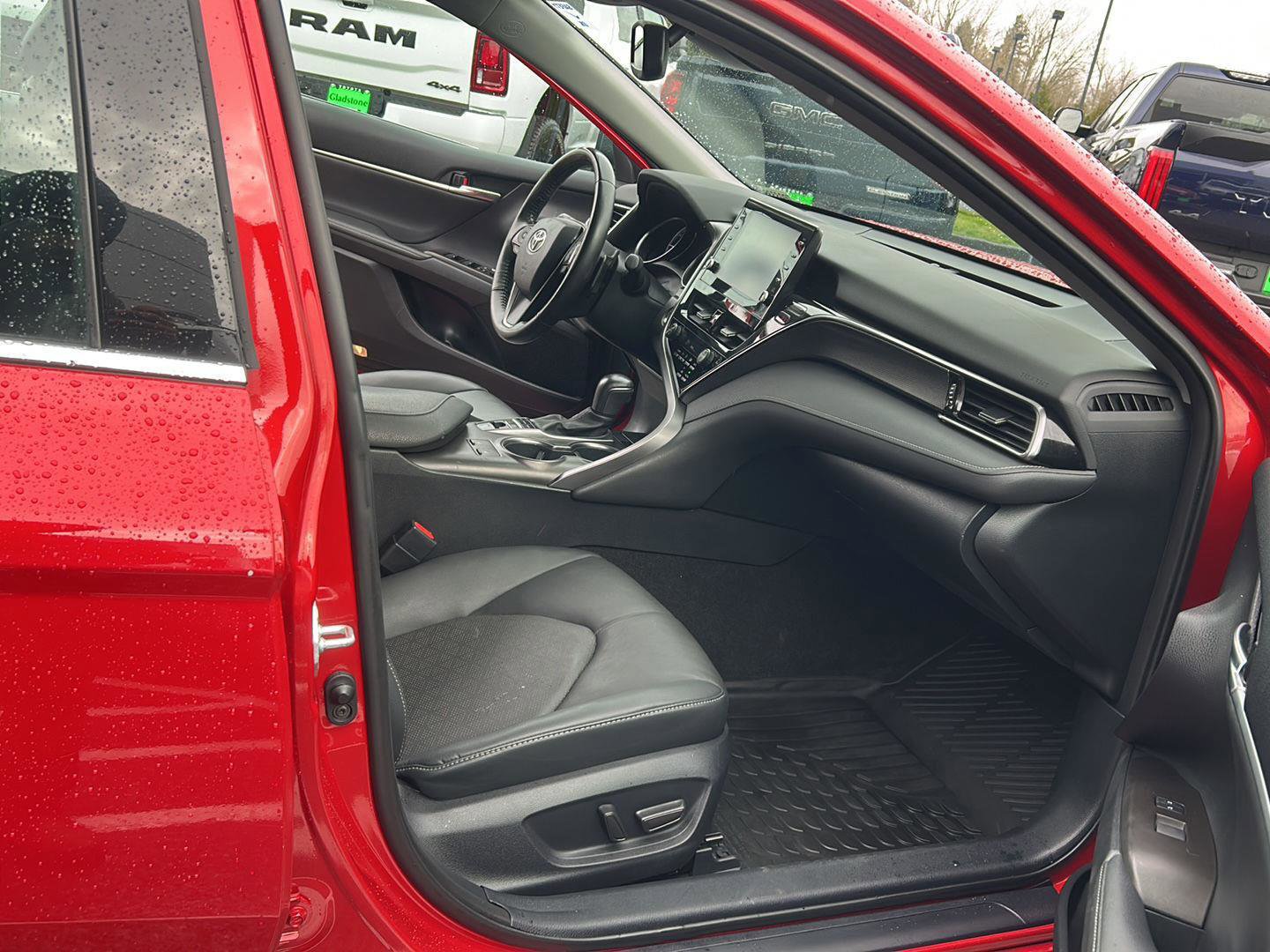 Used 2023 Toyota Camry XSE w/ Cold Weather Package image 18