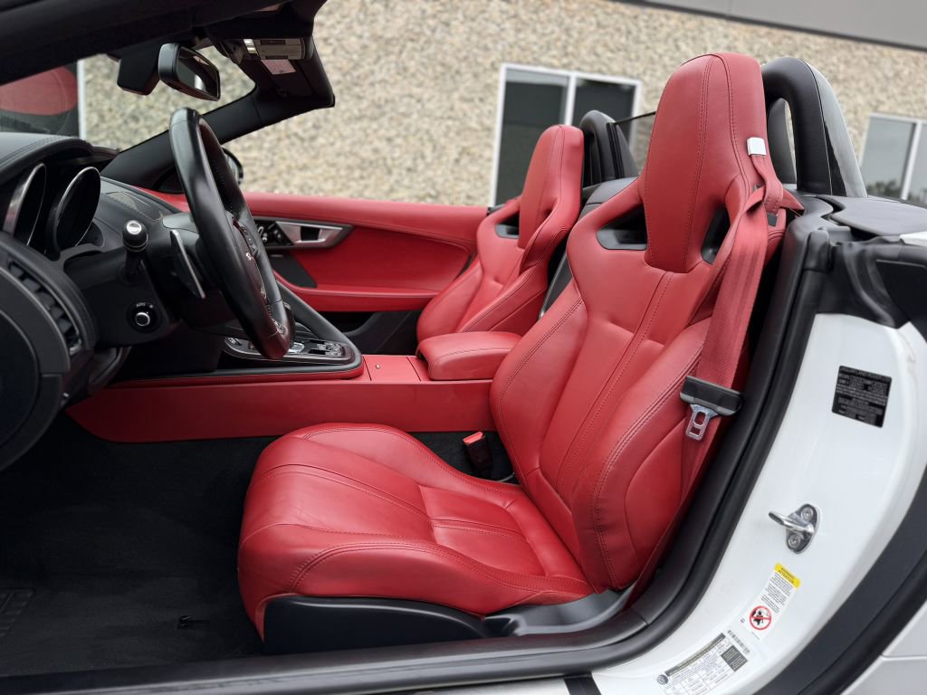 Used 2016 Jaguar F-TYPE R AWD/4WD image 21