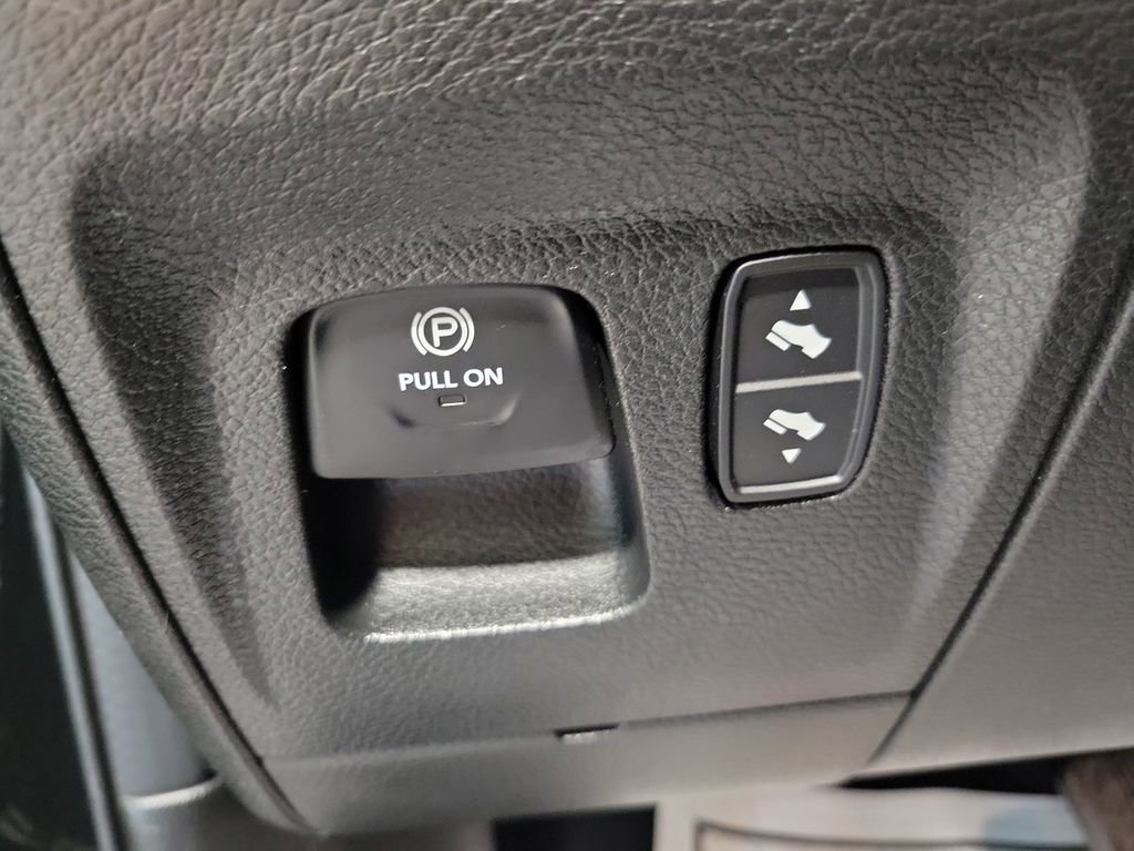 Used 2023 RAM 1500 Big Horn image 37