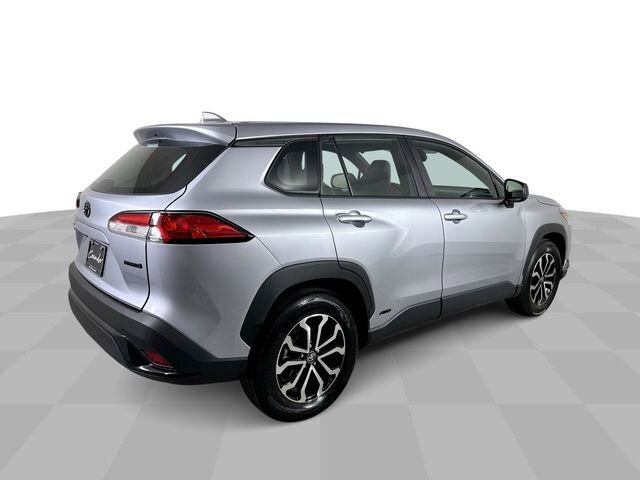 Used 2024 Toyota Corolla Cross AWD Hybrid image 8