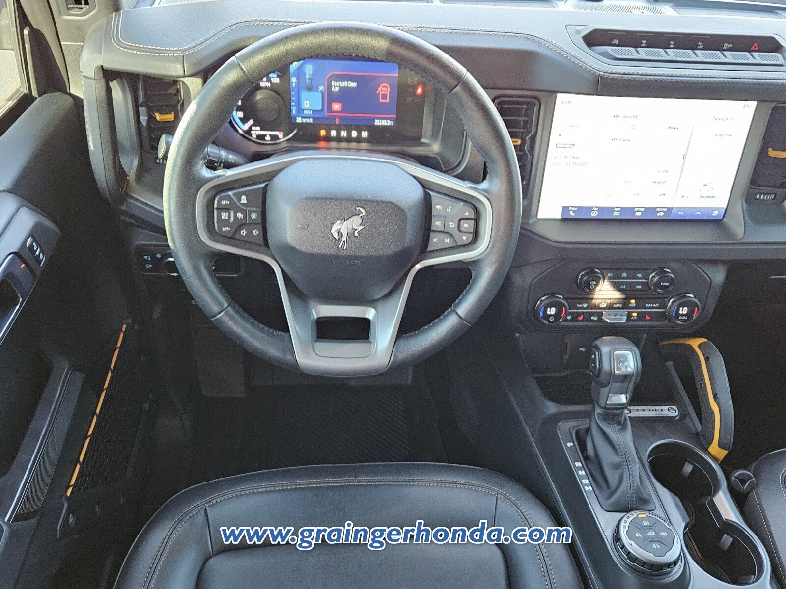 Used 2024 Ford Bronco Badlands image 12