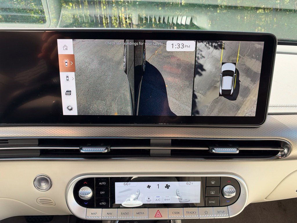 Used 2024 Genesis GV60 Advanced AWD/4WD image 16