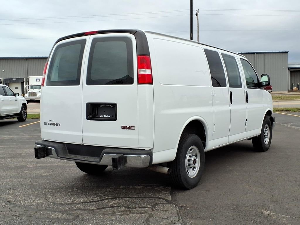 Used 2024 GMC Savana 2500 w/ Driver Convenience Package image 7